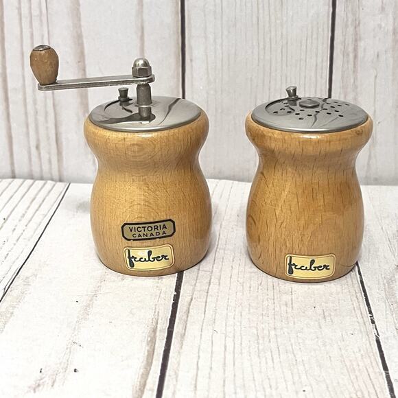 Vintage MCM Fraber Made In Italy Wooden Pepper Mill And Salt Shaker Grinder - Picture 2 of 10